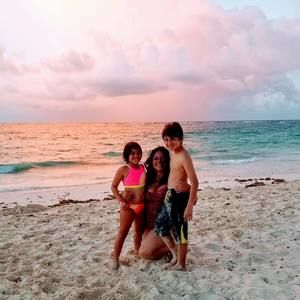 Meet your Posher, Adriana